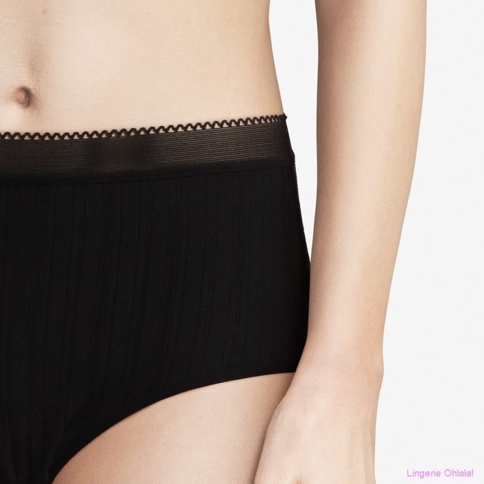 Chantelle Between the lines Tailleslip (Black)