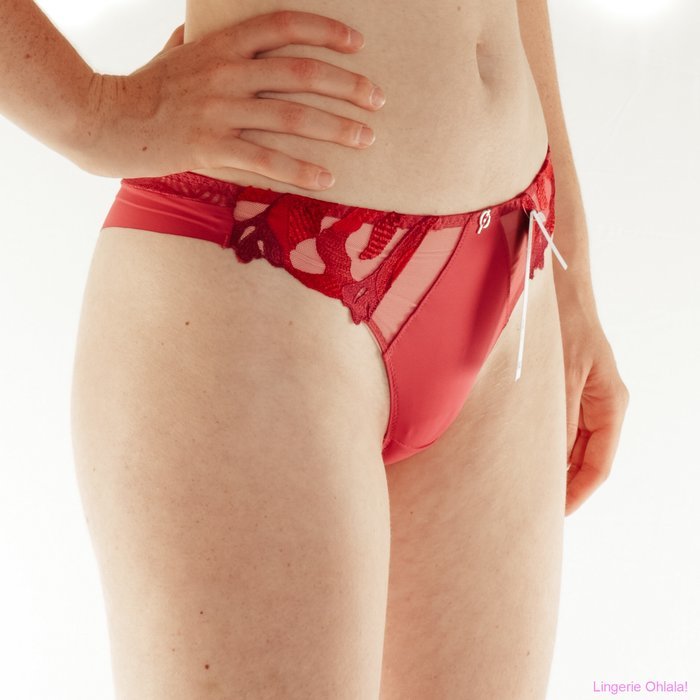 Chantelle Montaigne String (Ruby pink)