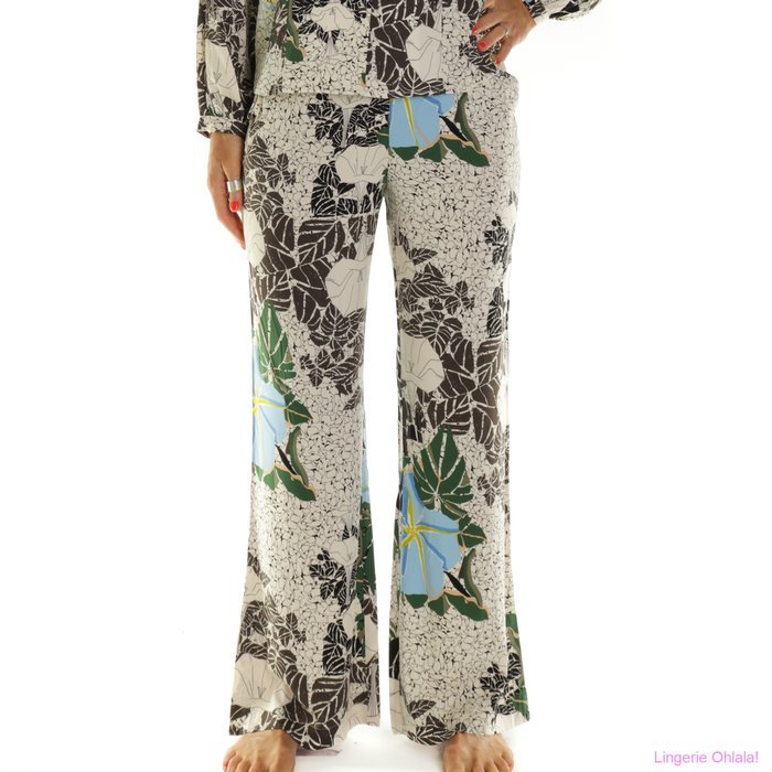 Lords and Lilies Pyjama Pyjama (Multicolor flowerprint)