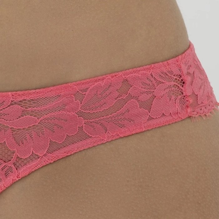 Mey Amazing String (Parrot pink)