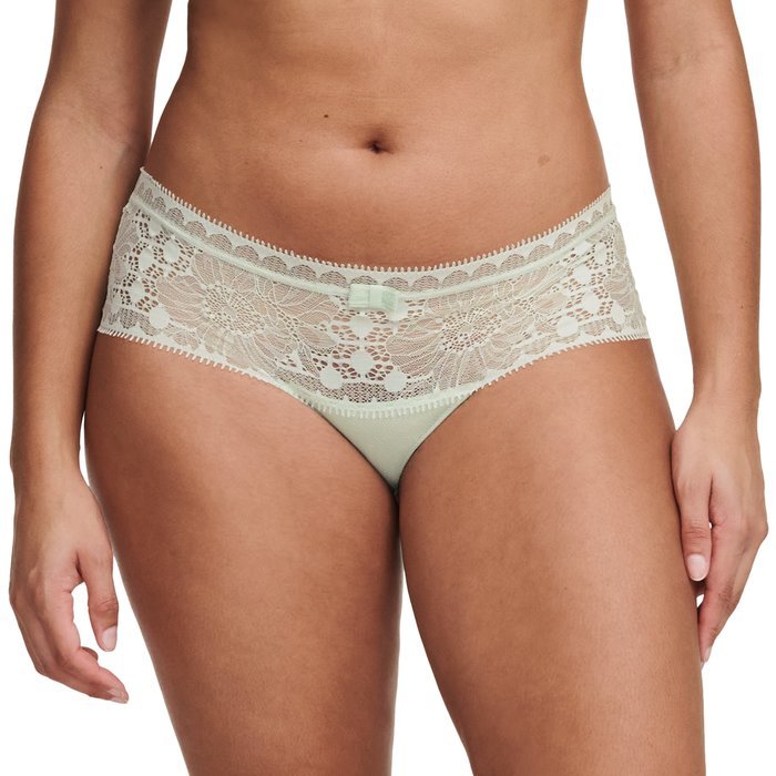 Chantelle Day to night Short (Green Lily)