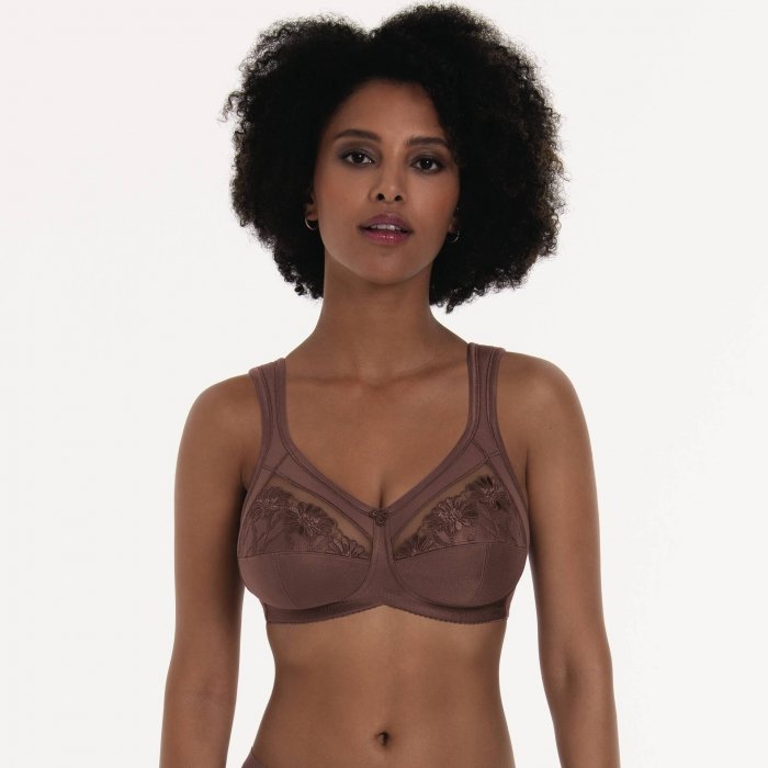 De volledige collecties van Marie Jo, PrimaDonna en andere topmerken
